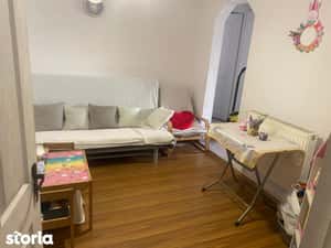Apartament in vila interbelica, curte, strada linistita Tineretului — miniatura 5