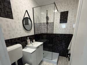 2camere drumul taberei mobilat modern — miniatura 3