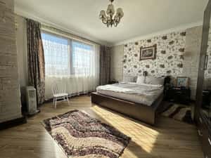 Casa individuală, 9 camere, 1600 mp teren, 300 mp utili - Sanandrei — miniatura 3