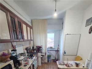 Apartament 4 camere 99mp etaj intermediar — miniatura 3