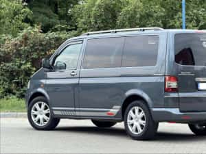 Volkswagen VW Multivan Caravelle T5 2.5 TDI 8+1 Locuri Climă Jante R18 Transporter — miniatura 5