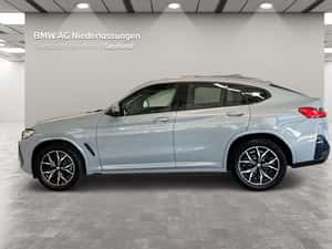 BMW X4 2025, 7.994 km, Second hand — miniatura 2