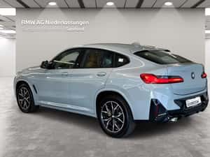 BMW X4 2025, 7.994 km, Second hand — miniatura 3