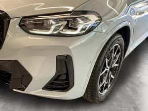 BMW X4 2025, 7.994 km, Second hand — miniatura 4