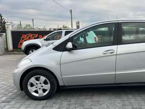 Mercedes-Benz A 180 CDI — miniatura 7