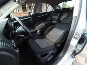Skoda Octavia 1.6 Tdi 2010 POSIBILITATE RATE — miniatura 6