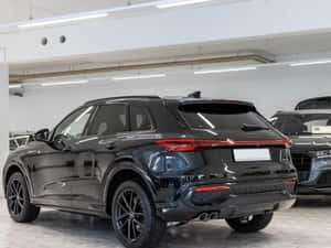 Audi Q5 40 TDI Quattro S Line *LED *Cam360° *ACC *Virtual *Hitch *MMI *Pano — miniatura 4