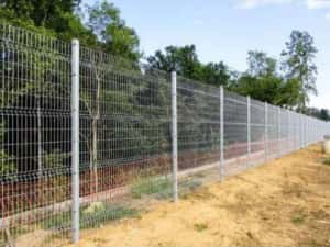 Vând garduri si porți din plasa bordurată — miniatura 7