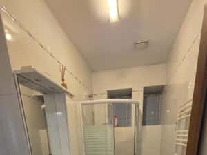 Apartament cu 2 camere de inchiriat – Strada Revolutiei, langa Petro — miniatura 5