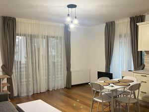 Apartament 2 camere, 45 mp, gradina proprie, zona Campului — miniatura 3
