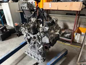 Motor porsche panamera 971,cayenne si macan 2,9 benzina — miniatura 2