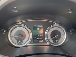 Suzuki Vitara Manuală 129 HP Benzină — miniatura 2