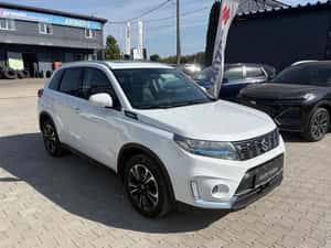 Suzuki Vitara Manuală 129 HP Benzină — miniatura 3