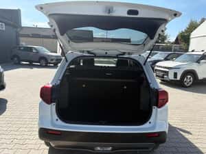 Suzuki Vitara Manuală 129 HP Benzină — miniatura 6