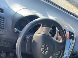 Vand Toyota Aurys atentie motor 2,2 D-CAT — miniatura 4