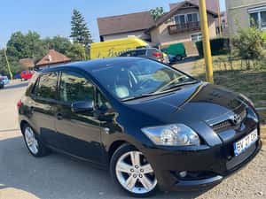 Vand Toyota Aurys atentie motor 2,2 D-CAT — miniatura 9