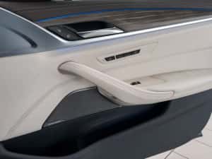 BMW Seria 5 G30 530e — miniatura 6