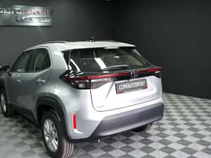 TOYOTA YARIS CROSS HYBRID BUSINESS — miniatura 4