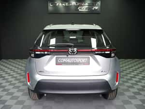 TOYOTA YARIS CROSS HYBRID BUSINESS — miniatura 5