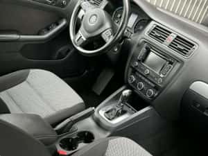 Volkswagen Jetta Hibrid 1.4tsi automat clima navi jante imoort olanda — miniatura 6