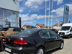 Volkswagen Passat 2.0 TDI 4Motion BlueMotion Technology Comfortline — miniatura 3