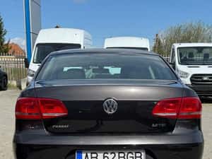 Volkswagen Passat 2.0 TDI 4Motion BlueMotion Technology Comfortline — miniatura 4