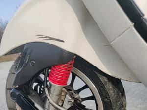 Vespa Piaggio sprint primavera 125 — miniatura 6