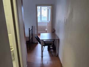 Vând apartament 2 camere la preț de garsonieră! — miniatura 4