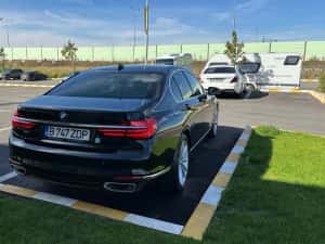 BMW seria 7 - 2018 — miniatura 4