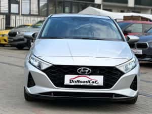 Hyundai i20 Automată 100 HP Benzină — miniatura 3