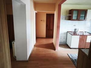 Vand apartament 3 camere, Tarnaveni, cart. Victoriei — miniatura 3