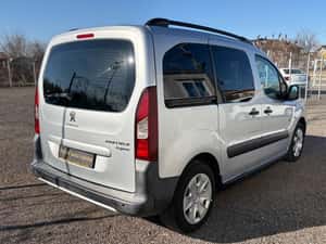 PEUGEOT PARTNER – minivan practic, an 2013 — miniatura 5