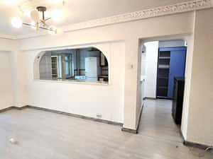 De vanzare - Apartament spatios Piata Alba Iulia 5