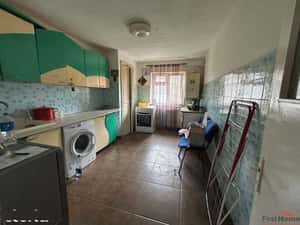 Apartament cu 4 camere de vanzare, zona Teatru — miniatura 3