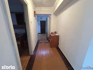 Apartament cu 4 camere de vanzare, zona Teatru — miniatura 5
