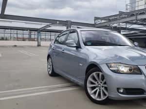 BMW seria 3/320/177cp/facelift/trapă/Car-Play/navigație/bi-xenon/Germania — miniatura 3