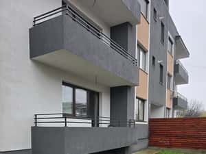 Vand apartament 3 camere cu gradina mare — miniatura 2