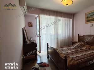 Apartament 4 cam Rond Pantelimon Chisinau Delfinului sect 2 Bucuresti — miniatura 1