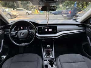 Skoda Octavia 2021 — miniatura 8