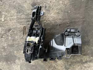 Suport de maner dreapta Volvo XC90 2015+ 31378253 31378254 31416245 31484042 — miniatura 6
