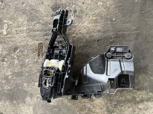 Suport de maner dreapta Volvo XC90 2015+ 31378253 31378254 31416245 31484042 — miniatura 10