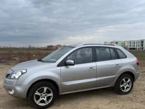 Renault Koleos 2.0 tdci 4x4 — miniatura 3