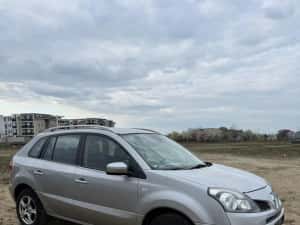 Renault Koleos 2.0 tdci 4x4 — miniatura 4