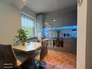 Apartament cu 2 camere, centrala proprie, et 2, in zona Medicinei — miniatura 3