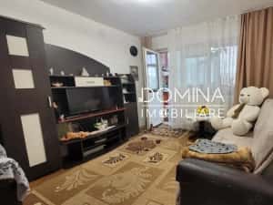 Vanzare apartament 4 camere, etajul 1, strada Nicolae Titulescu