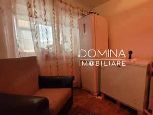 Vanzare apartament 4 camere, etajul 1, strada Nicolae Titulescu — miniatura 5