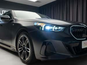 BMW 550e Xdrive Plug-in — miniatura 2