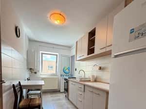 Inchiriere apartament 3 camere, decomandat, Astra-Zorilor, renovat nou — miniatura 3