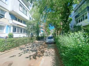 Apartament 2 camere, zona Liceului Onisifor Ghibu, etaj intermediar