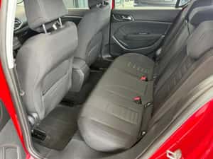 Peugeot 308 Manuală 125 HP Benzină — miniatura 3